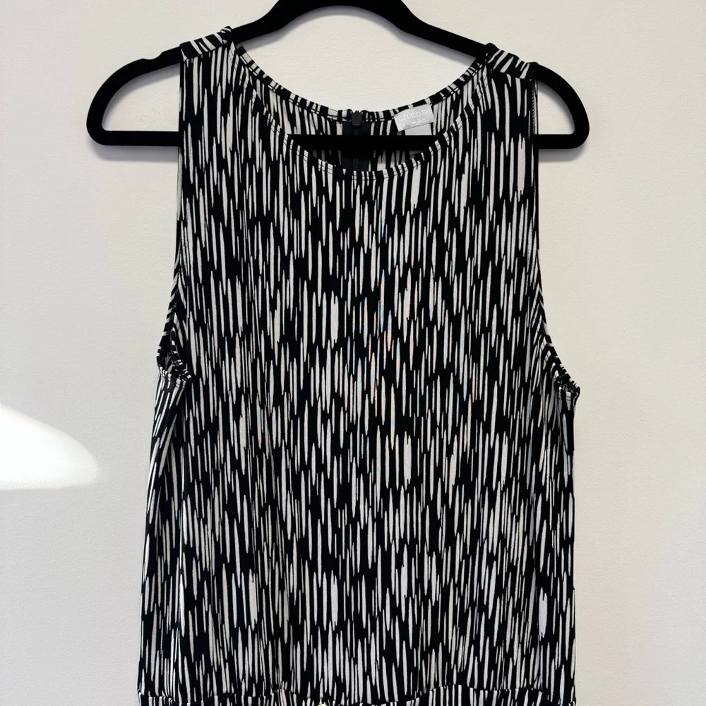 Chico's Traveler’s Black and White Abstract Print Tie Waist Jumpsuit Sz. 2 12/14